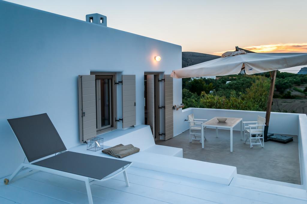 Milia Gi Suites Pollonia Rum bild