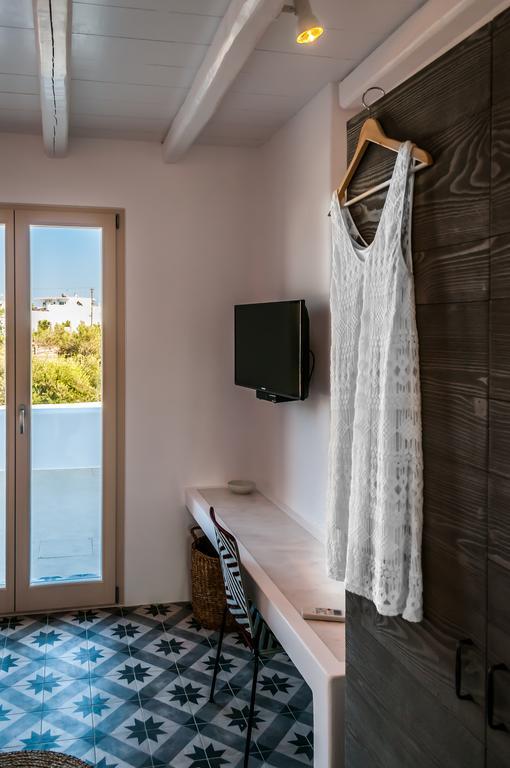 Milia Gi Suites Pollonia Rum bild