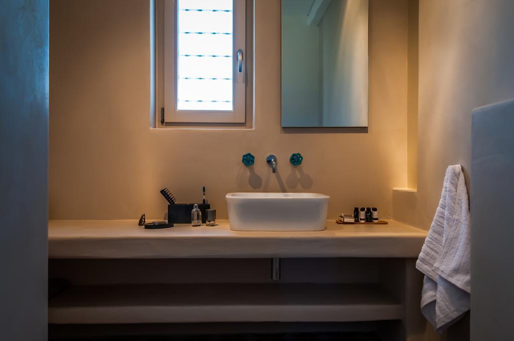 Milia Gi Suites Pollonia Rum bild