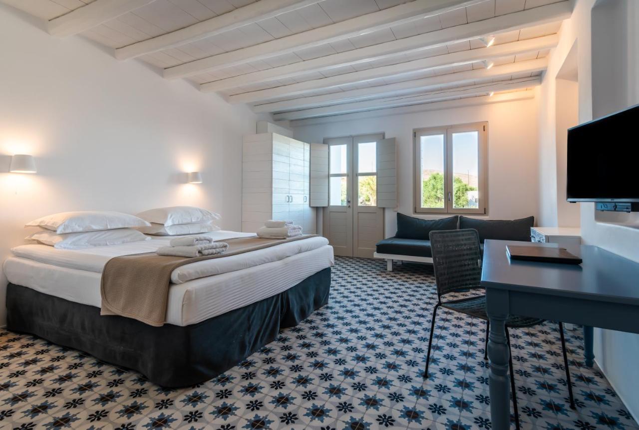 Milia Gi Suites Pollonia Exteriör bild