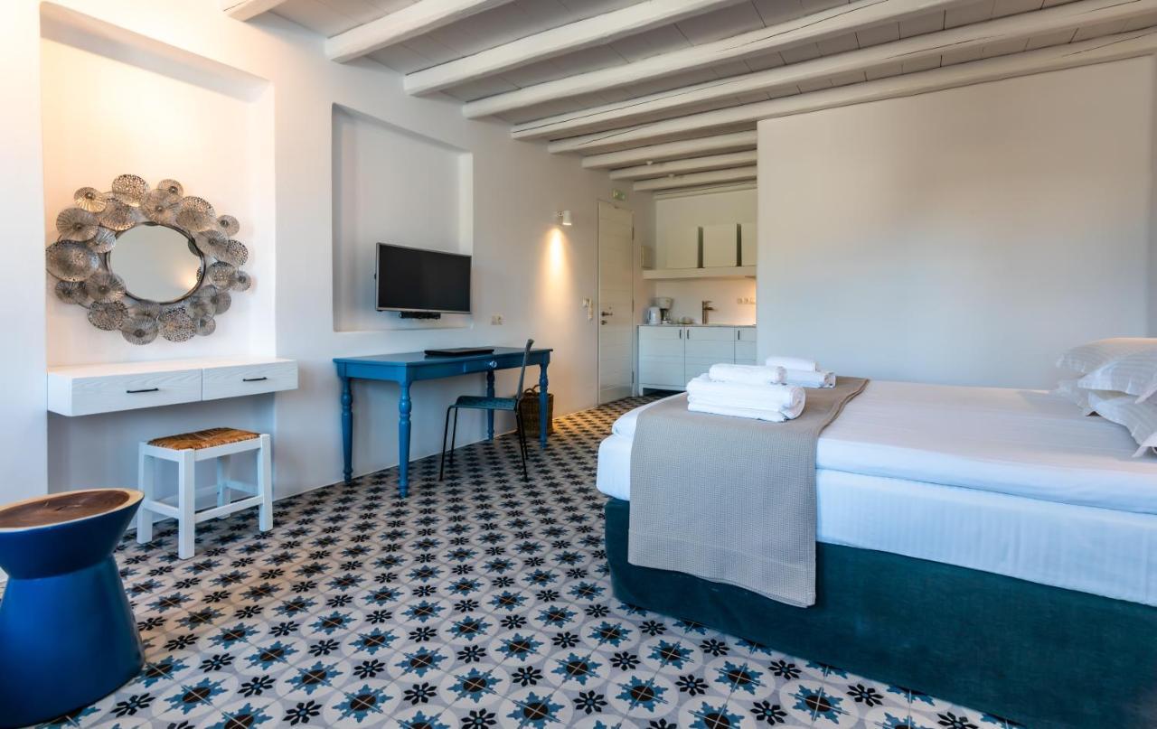 Milia Gi Suites Pollonia Exteriör bild