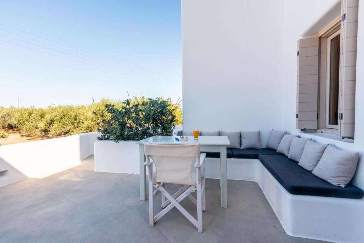 Milia Gi Suites Pollonia Exteriör bild