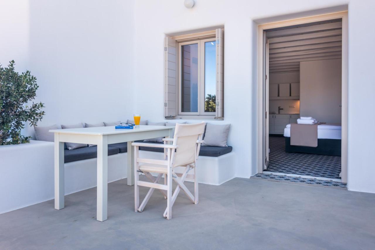 Milia Gi Suites Pollonia Exteriör bild